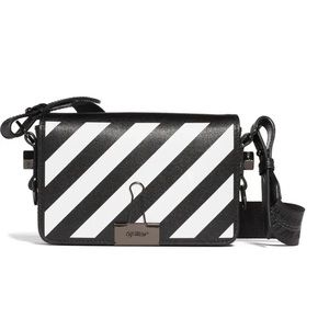 Barely used AUTHENTIC OFF-white crossbody